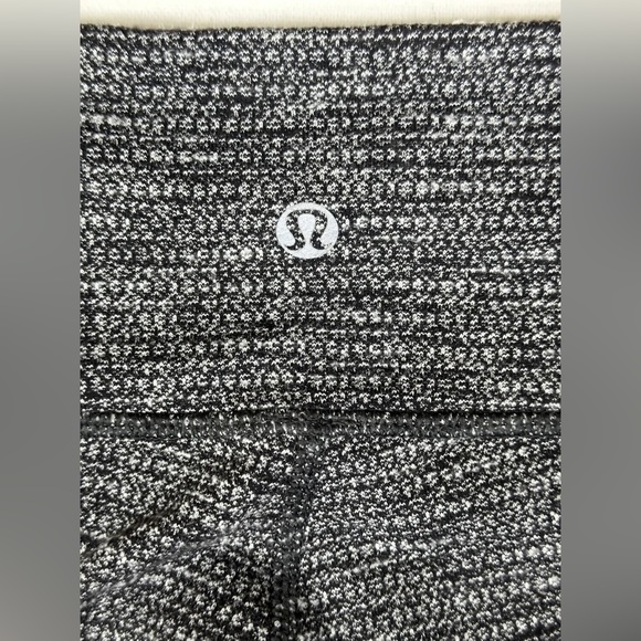 LULULEMON Women Gray HEATHERED HERRINGBONE Wunder Under LOW RISE TIGHTS SZ 6 - Picture 3 of 7